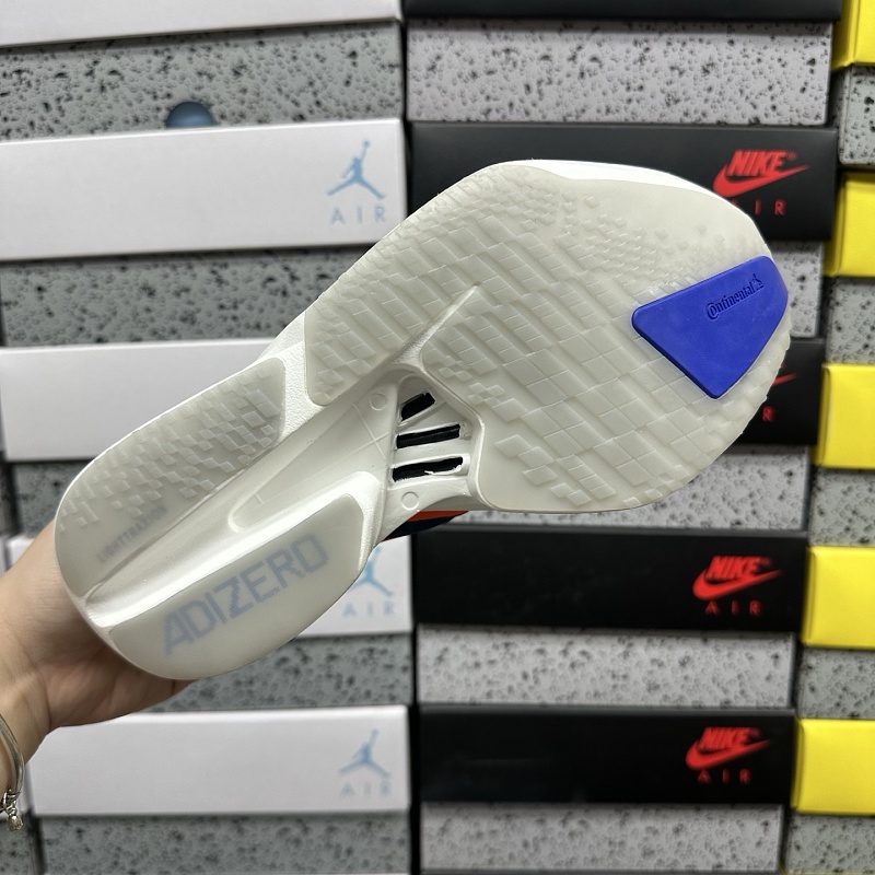 Adizero Adios 4M 2