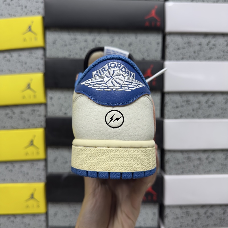 Jordan 1 Sneakers 3
