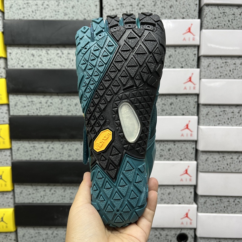 Five Fingers 25W7506 · 4