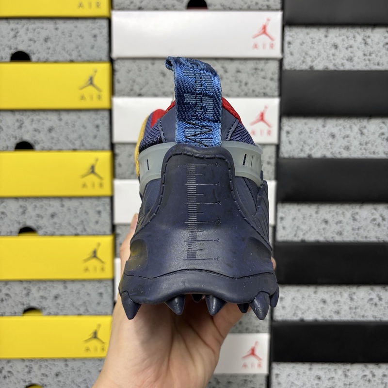 Off-White™ Odsy 14540 · 4