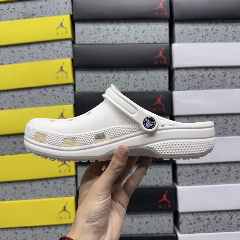 Crocs M3-m11 · 3