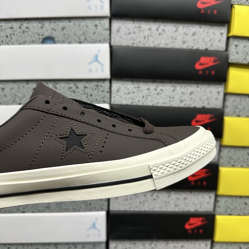 Converse Chuck Taylor Sneakers 6