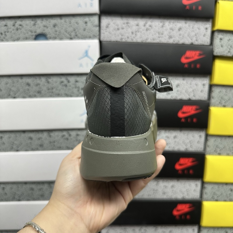 Adizero Adios 4M 3