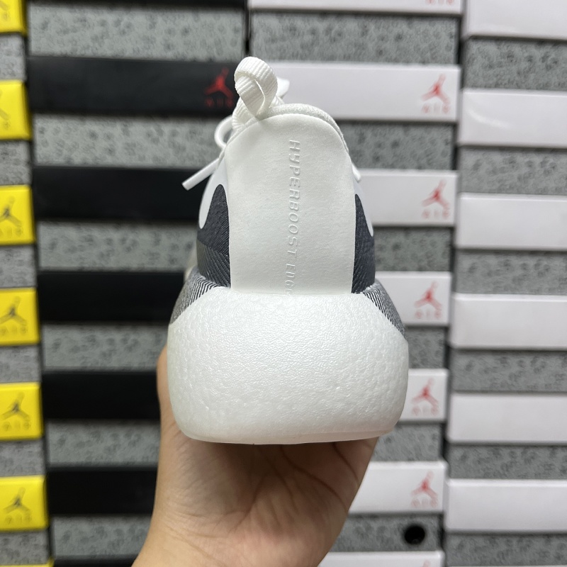 Hyperboost Edge M · 3