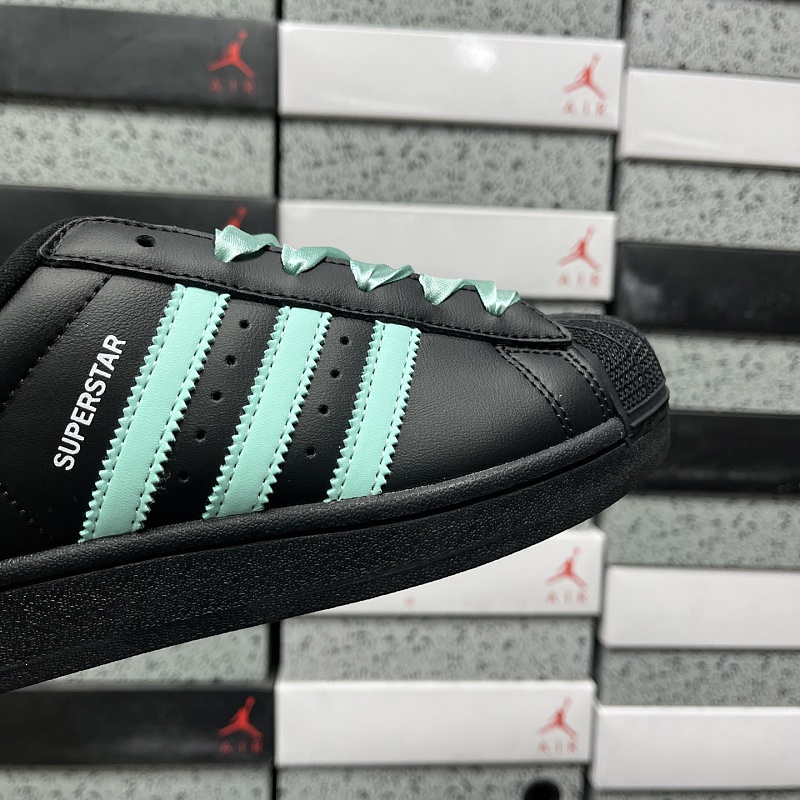 Superstar Ii 8