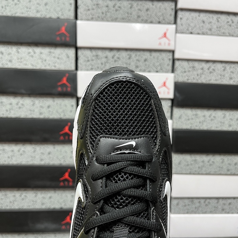 Nike Vomero 6