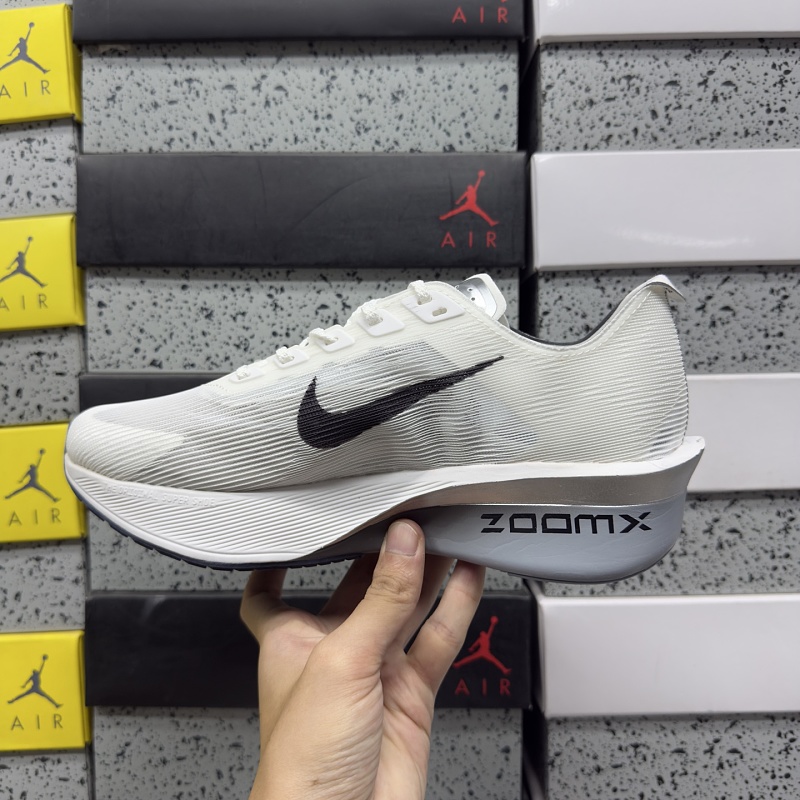 Air Zoom Xvaporfly Next% 4/ 3