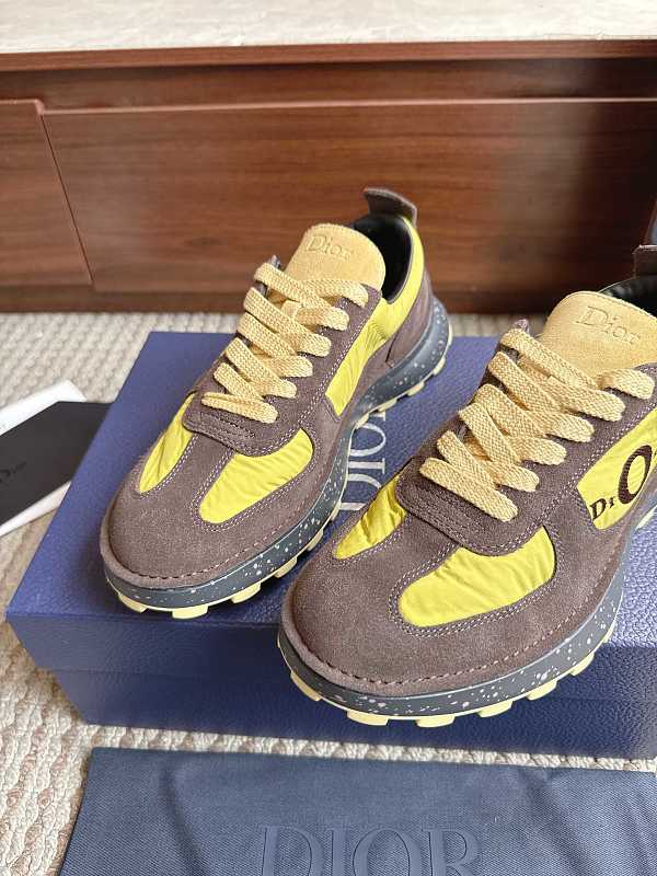 Casual Squash Sneaker · 5