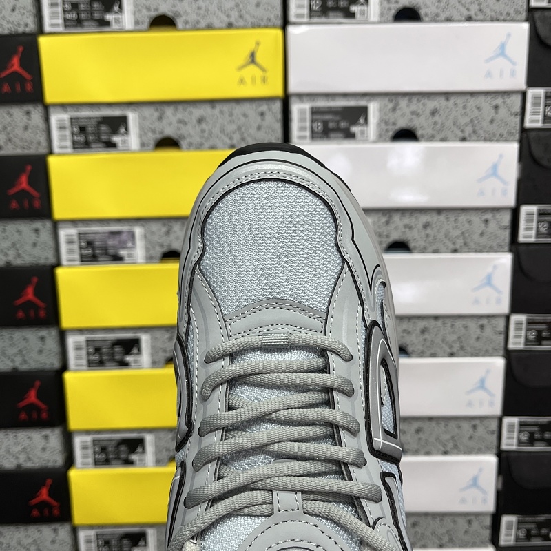 Dior B30 Sneakers 5