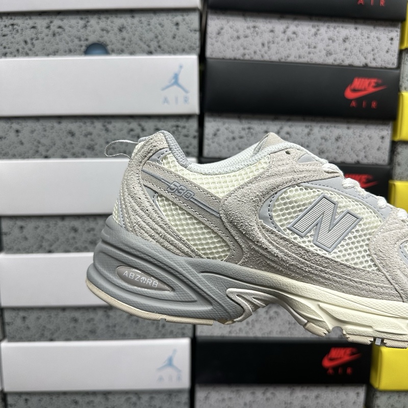 New Balance 530 Sneakers · 5