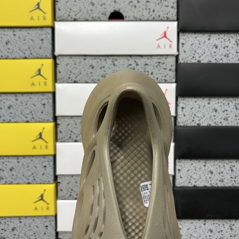 Foam Rnnr · 5