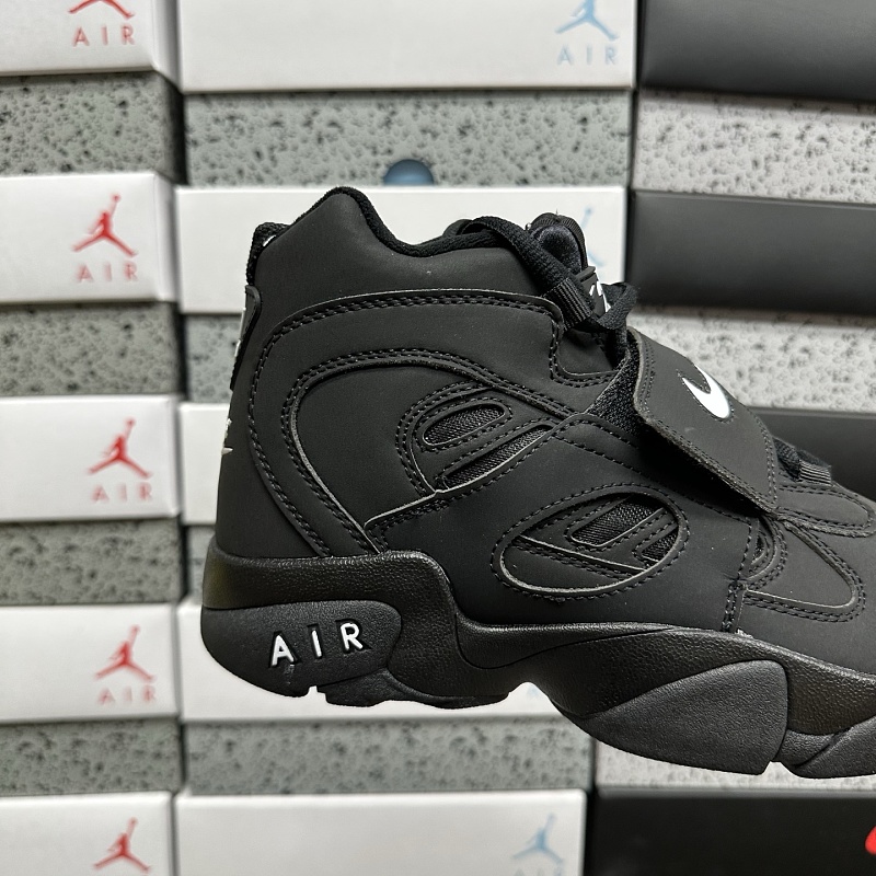 Eg Bach Air Diamond Turf Ii · 5
