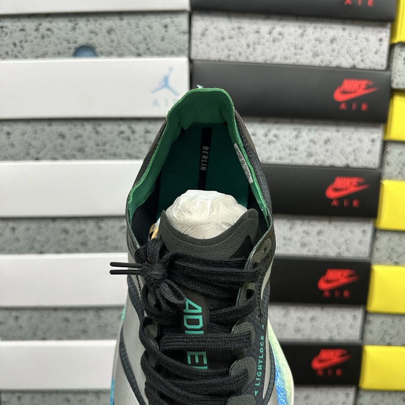 Adizero Adios 4M 4