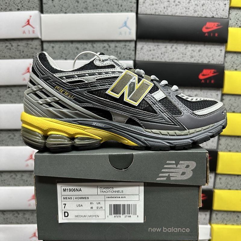 New Balance 1906 Sneakers · 3