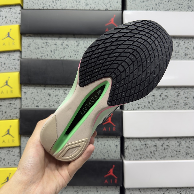 Air Zoom Xvaporfly Next% 4/