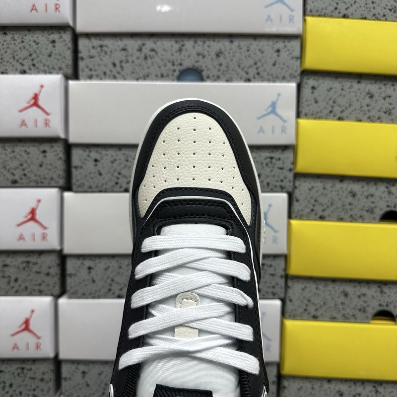 Dior B27 Sneakers · Black White 9