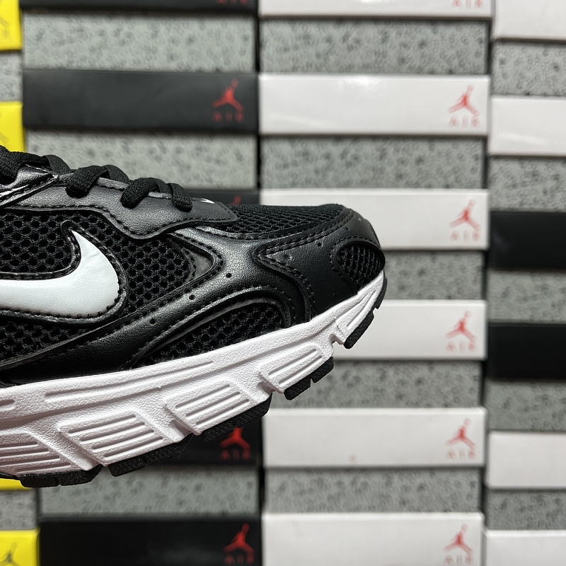Nike Vomero 8