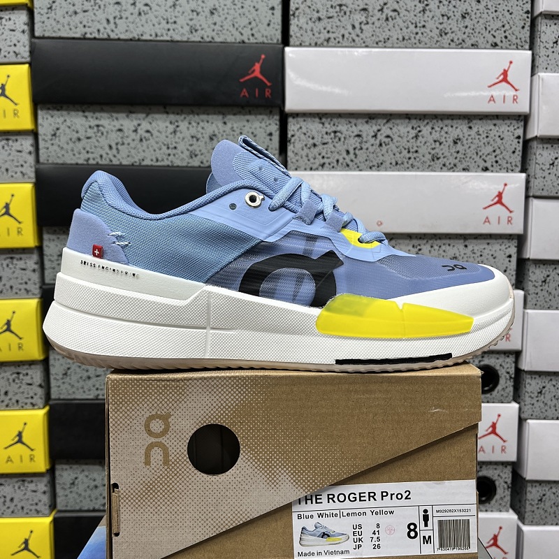 The Roger Pro2 M929282x153221 · 3