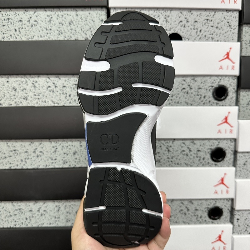 Dior B22 Sneakers