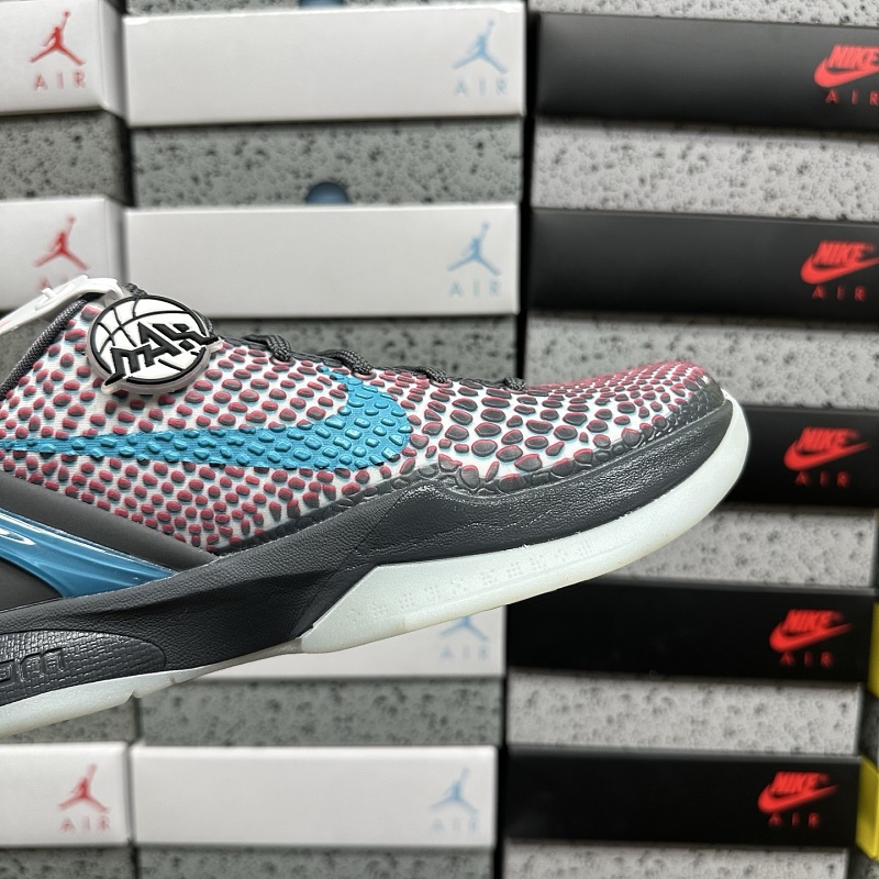 Wkb Kobe 6 · 6
