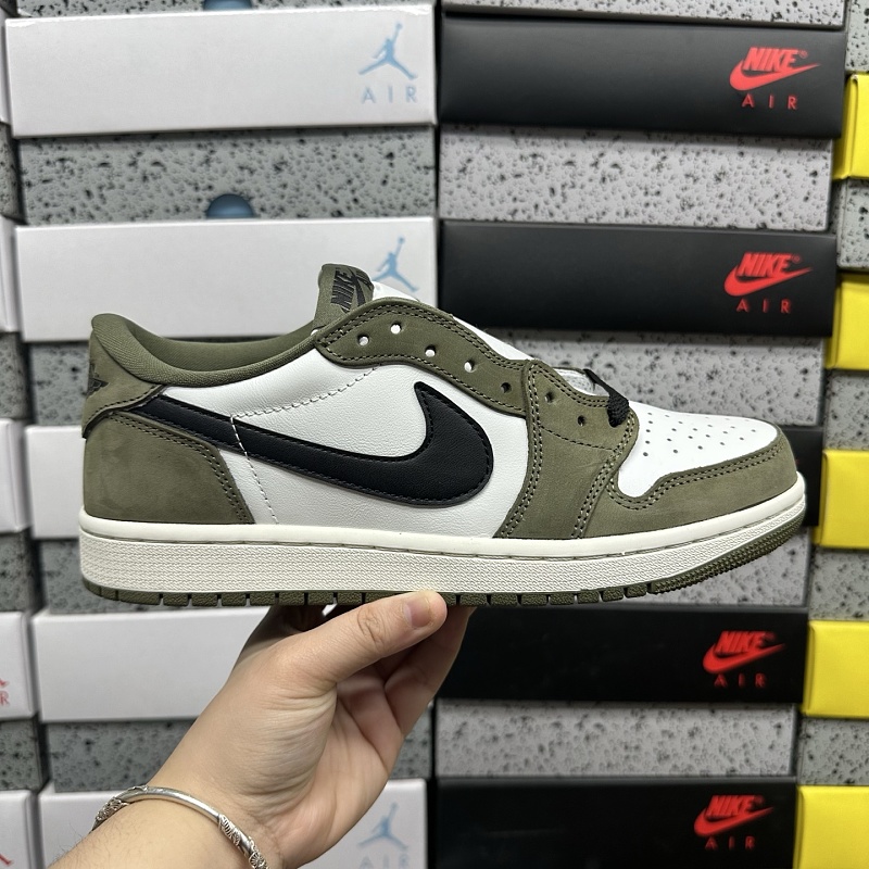 Jordan 1 Sneakers 9