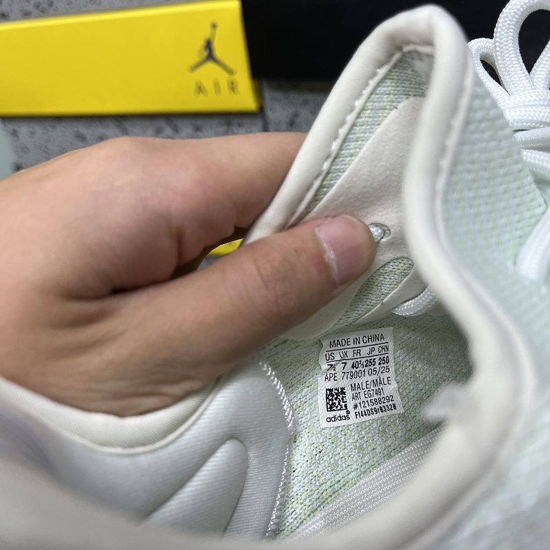 350 Boost V2 · 2