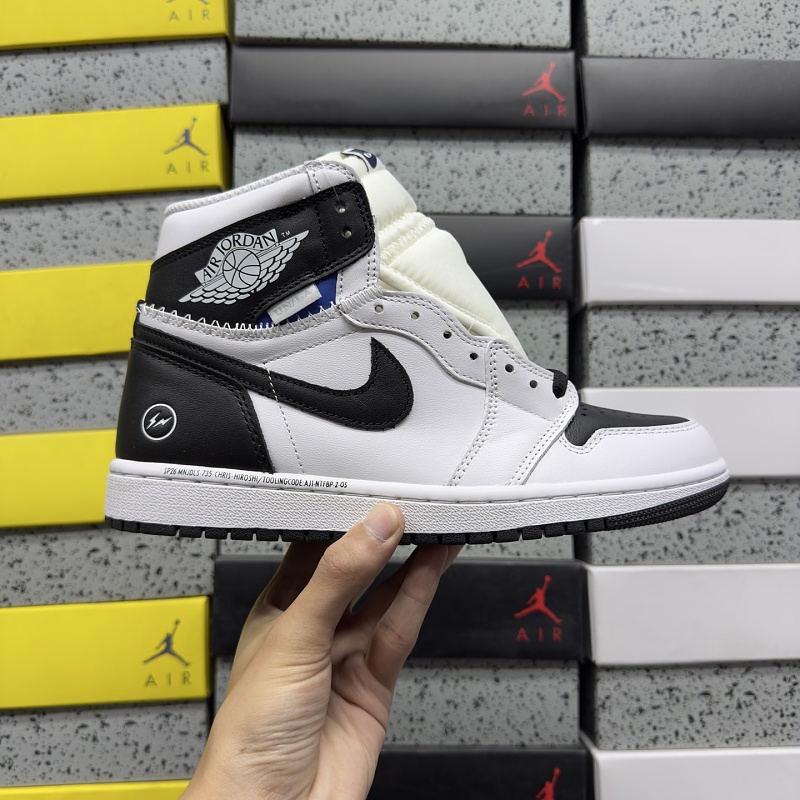 Jordan 1 Sneakers 9