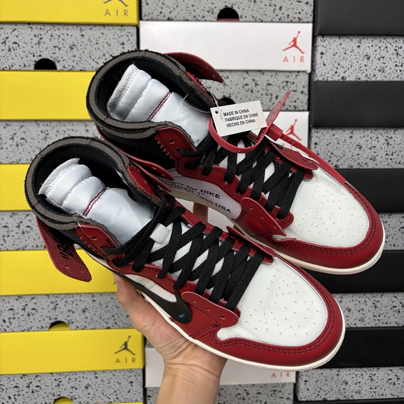 Jordan 1 Sneakers 2