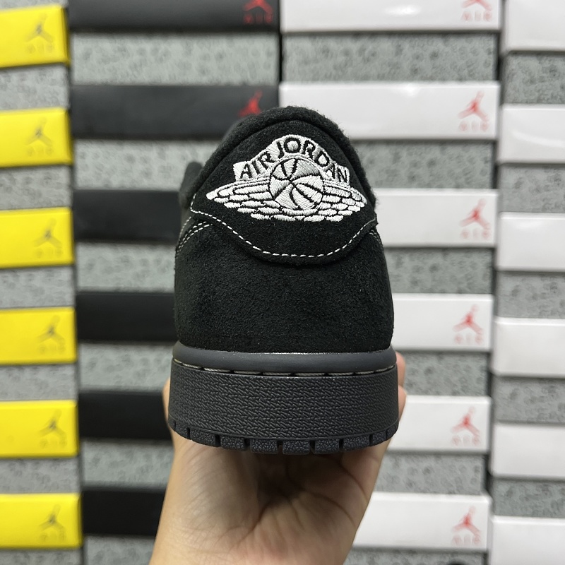 Jordan 1 Sneakers 3