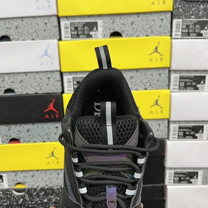 Dior B22 Sneakers · Black 3