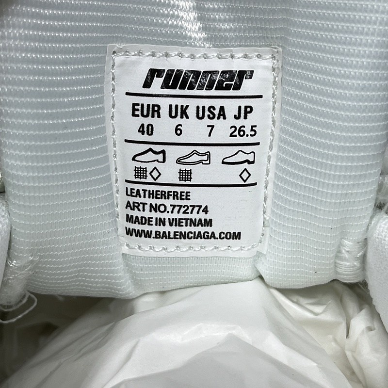 Runner7.5 0120 · 4