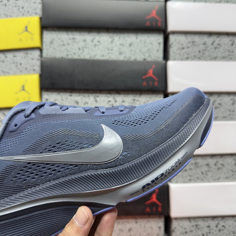 Air Zoom Pegasus 42 7