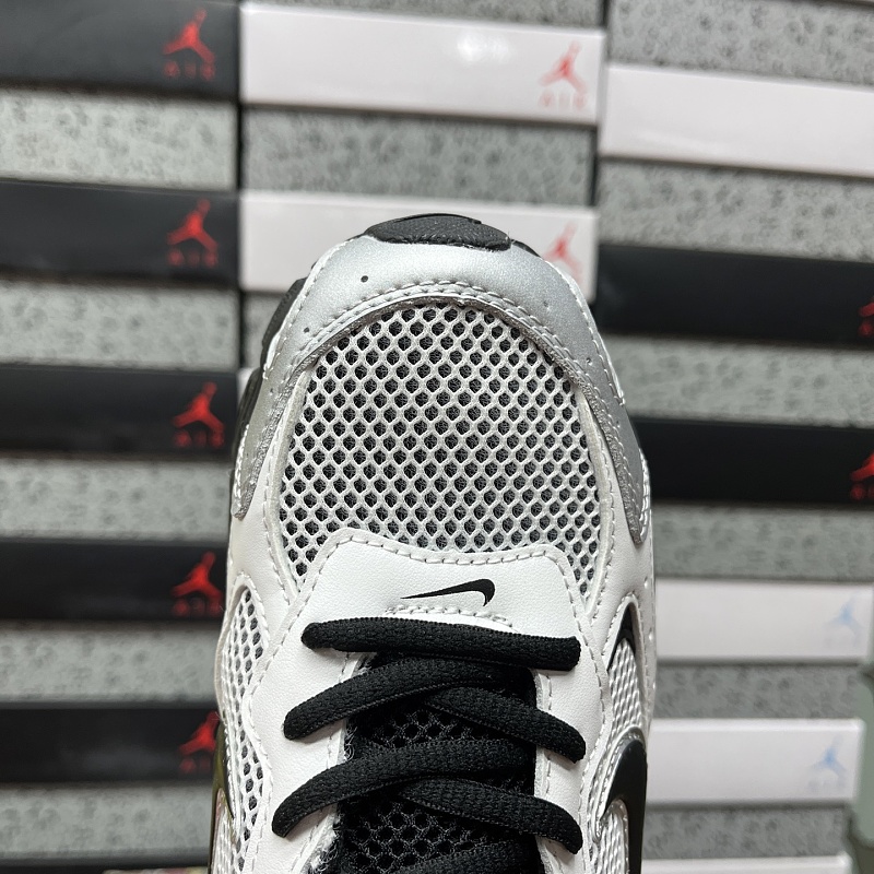 Nike Vomero 6