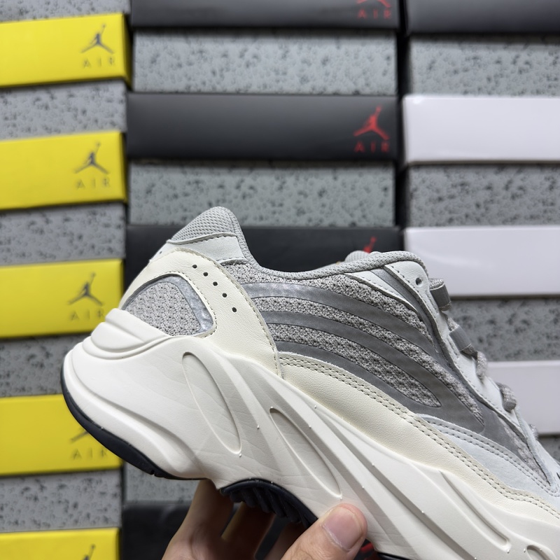 Yeezy 700v2 6