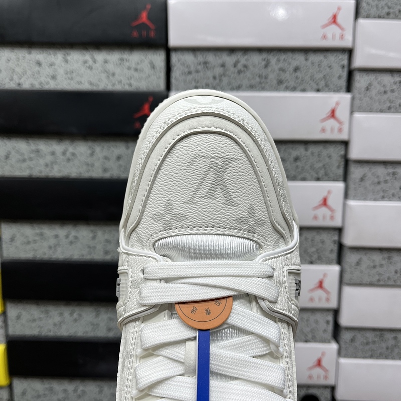 Trainer · 5