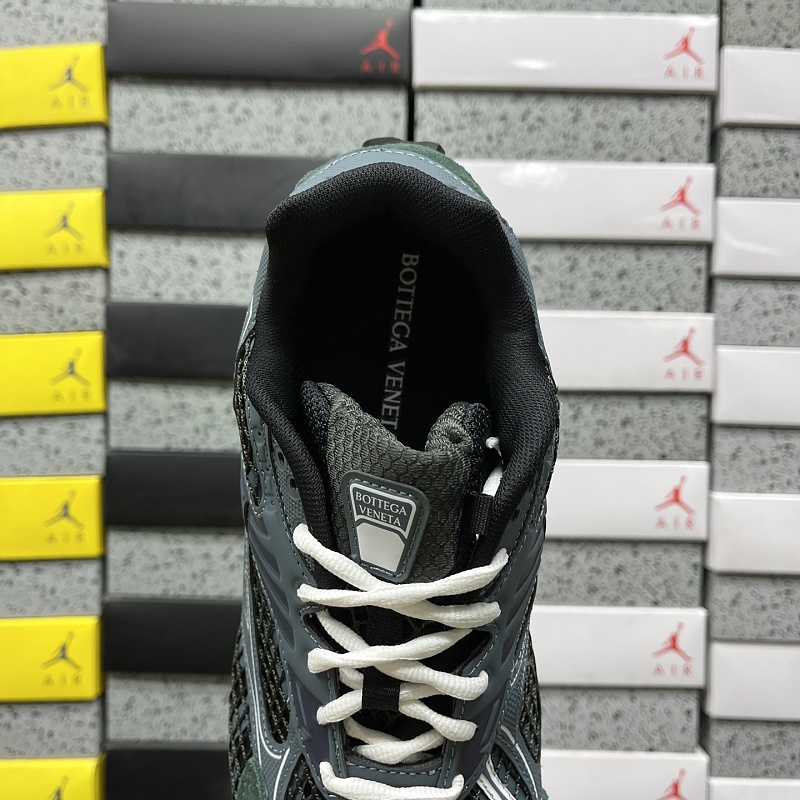 Bottega Veneta Sneakers 4