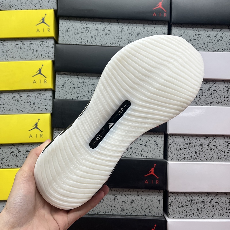 Hyperboost Edge M · 3