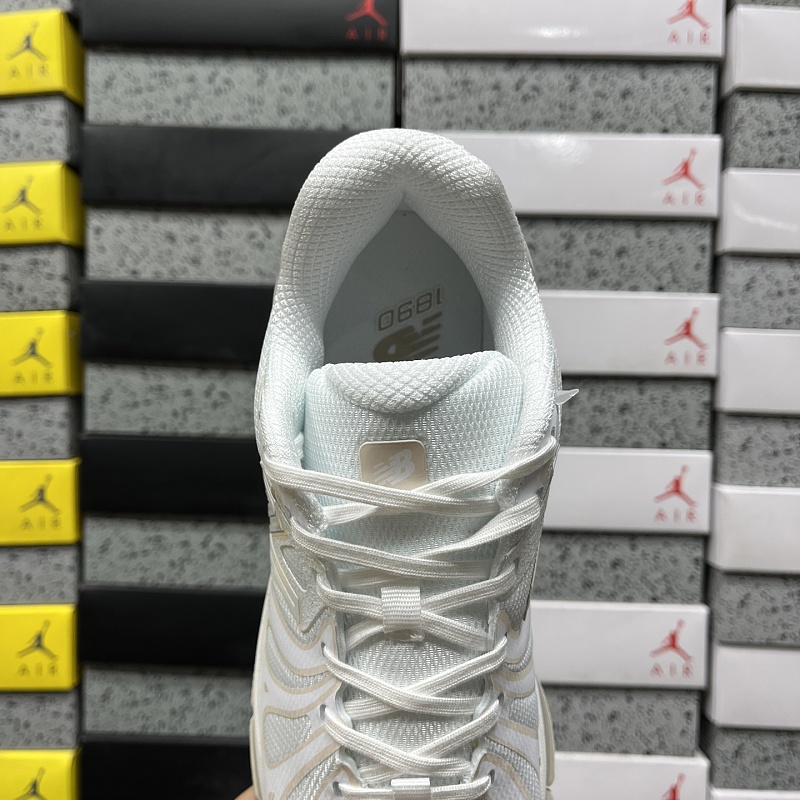 New Balance 1890 Sneakers · 5