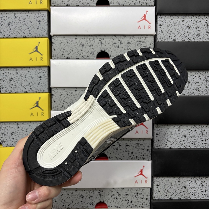 Puma P-6000 Sneakers · 3