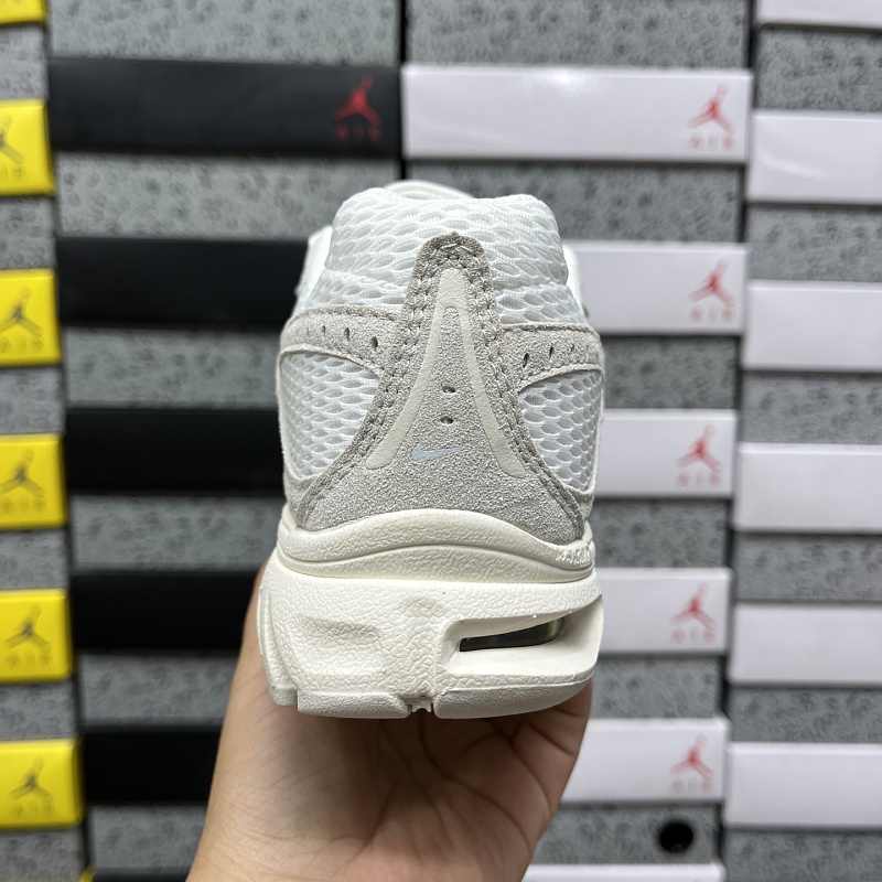Air Max Moto 2K 3