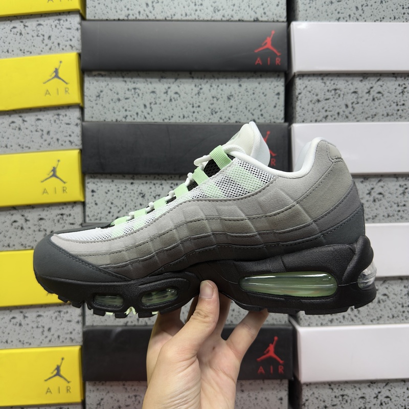 Kz2. Air Max 95 3