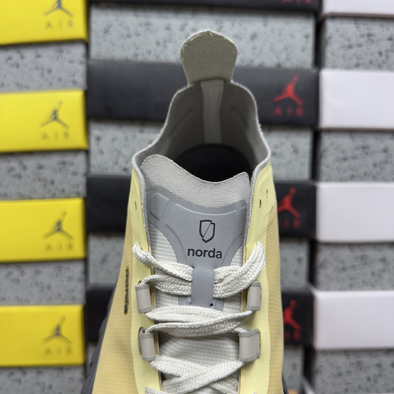 Norda 001 Lemon · 4