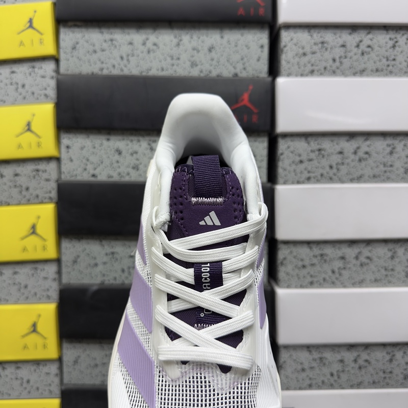 Adizero Ubersonic 5 M 4