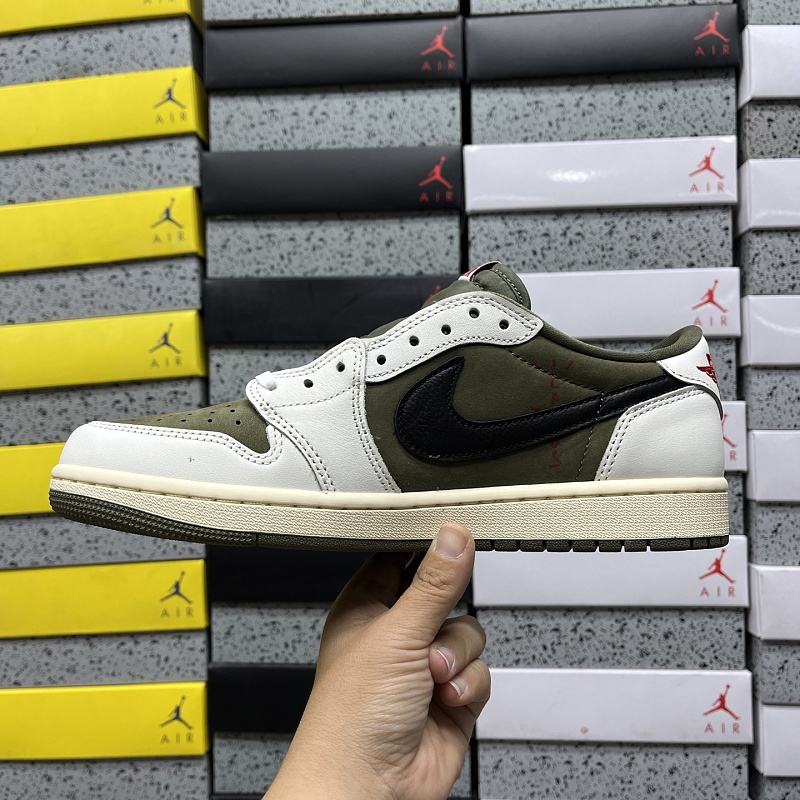 Jordan 1 Sneakers 2