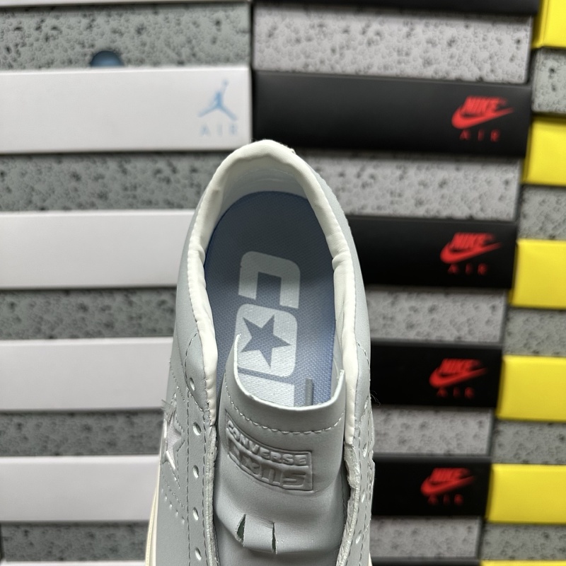 Converse Chuck Taylor Sneakers 3