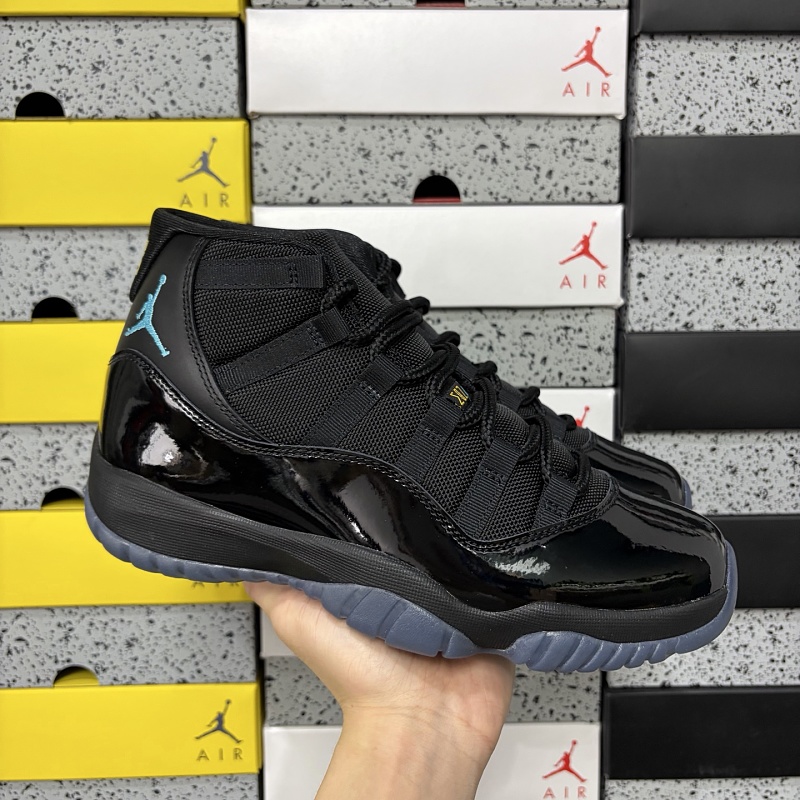 Jordan 11 Sneakers 3