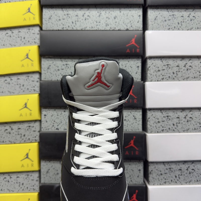 Jordan 5 Sneakers · 4