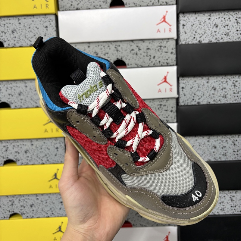 Triple S 4365 · 3