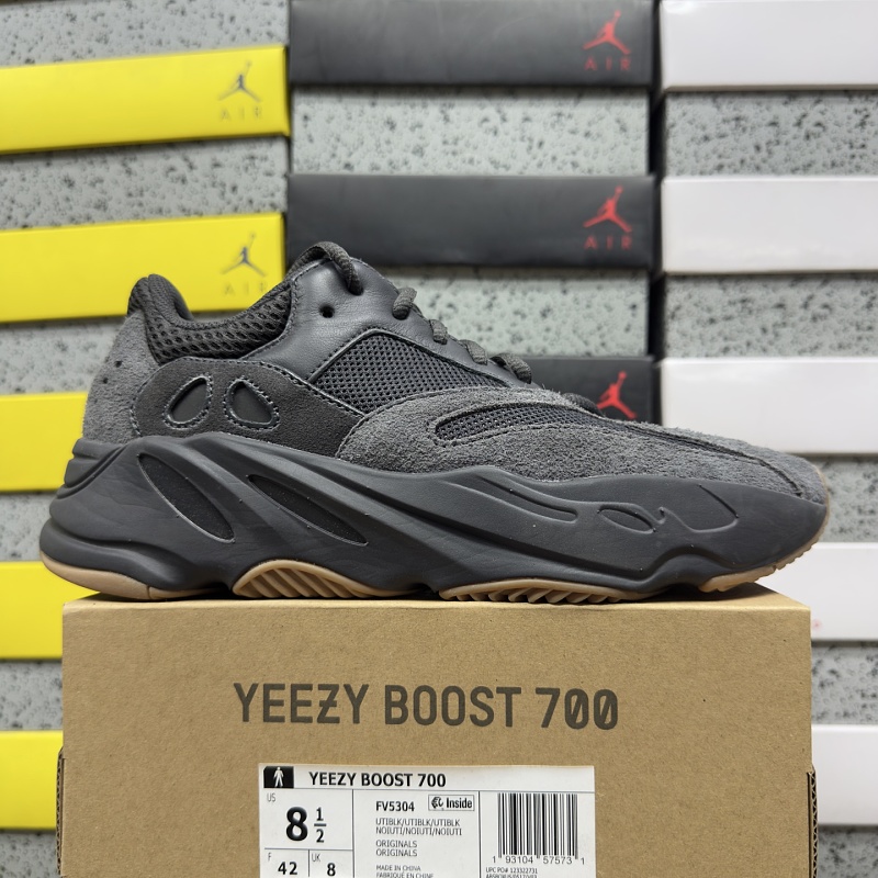 Yeezy 700 8