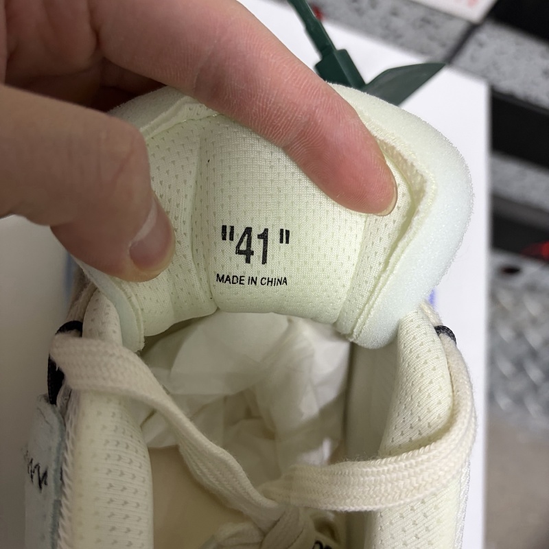 Off-White™ Odsy S22 10161